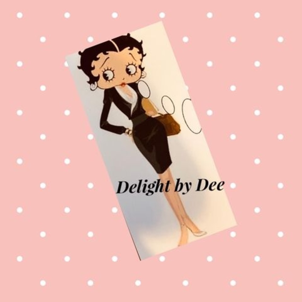 Meet your Posher, Dee